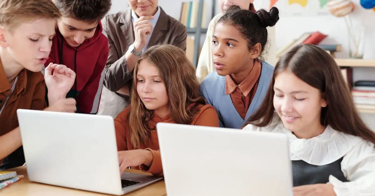 Comparatif des Meilleures Offres de Laptops Étudiants